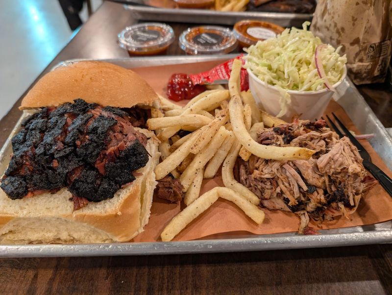 Under-The-Radar Illinois Restaurants Serving Incredible Food - Decor Hint Smoque BBQ