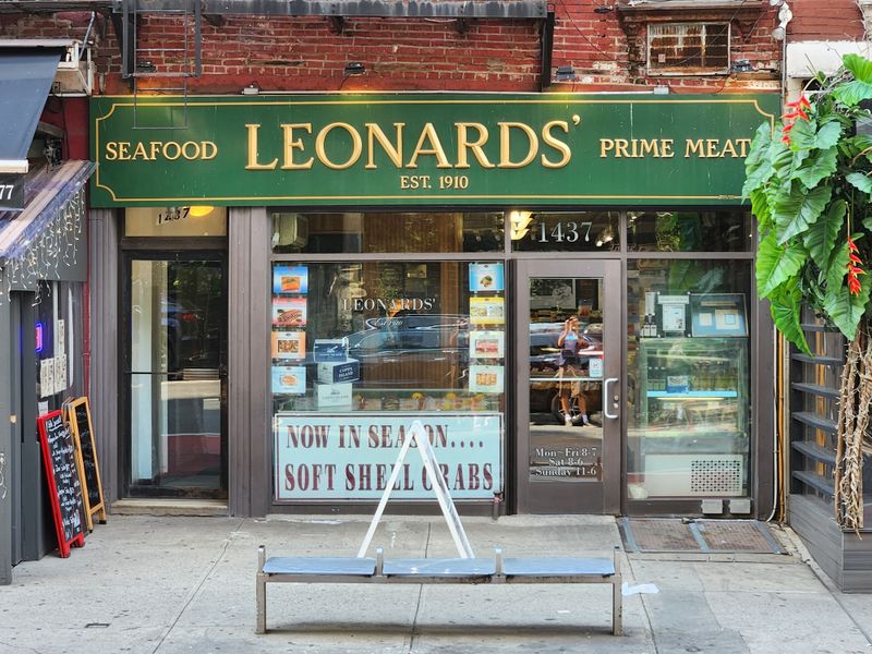 20 New York Stores And Markets Where Seafood Lovers And Meat Fans Unite - Decor Hint Leonard's Market
