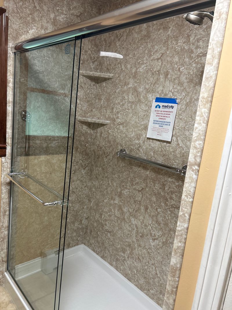 Walk In Showers Without Proper Waterproofing