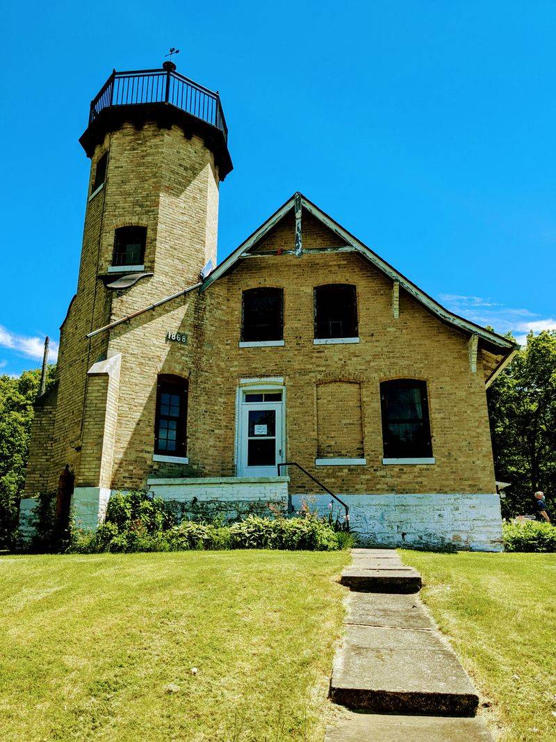 13 Bucket-List Wisconsin Adventures To Share With Anyone Visiting For The First Time - Decor Hint Climb Historic Lighthouses in Door County
