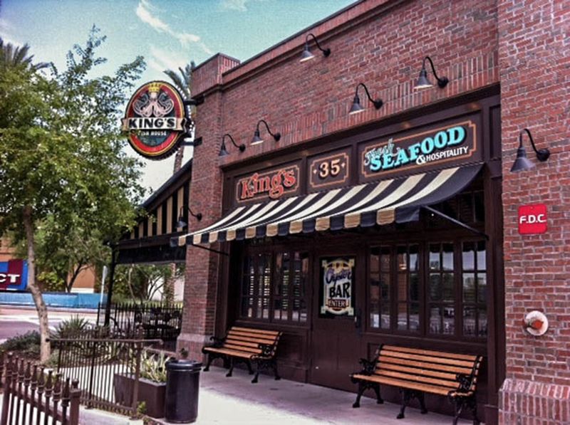 14 Alabama Fried Fish Spots Locals Swear By For True Southern Flavor - Decor Hint The Catfish House