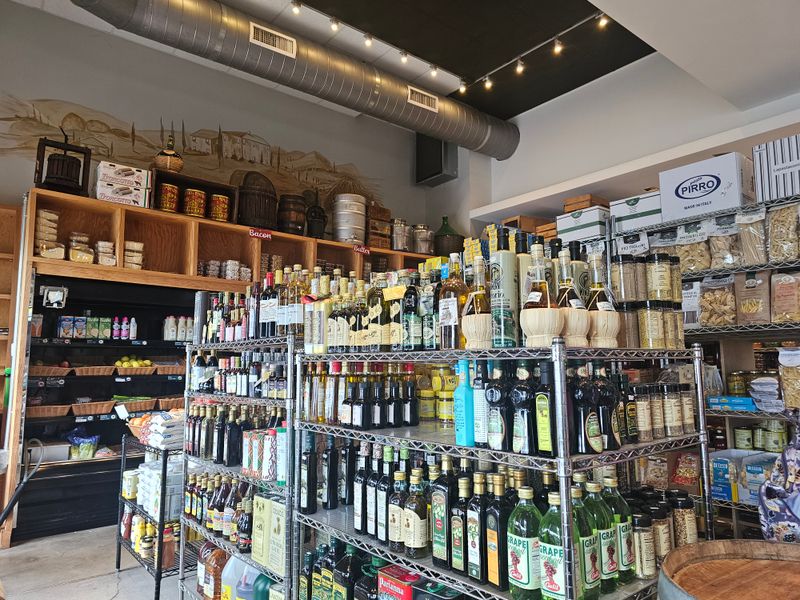 Maryland Lunch Joints Everyone Loves Visiting - And You'll Taste Why Immediately - Decor Hint DiPasquale's Italian Market & Deli