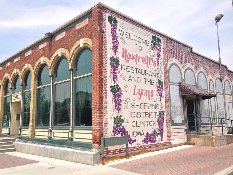 Rastrelli's Restaurant