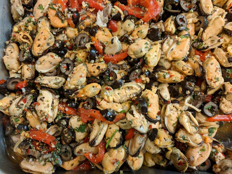 Rhode Island Buffet Where Every Sweet Treat Feels Like A Celebration - Decor Hint Seafood Variety That Covers Every Craving