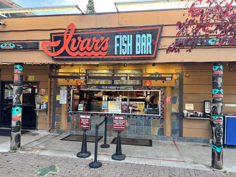 15 Washington Eateries Where The Fried Fish Plate Is The Star Of The Menu - Decor Hint Ivar's Fish Bar