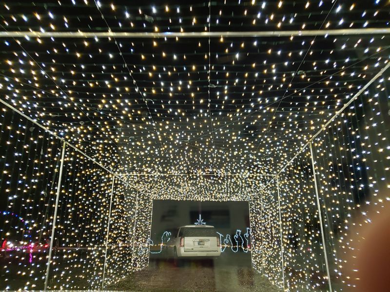 Indiana's Must-See 2025/2026 Winter Festivals You Won't Want To Skip - Decor Hint Christmas Tyme Lights At Harvest Tyme