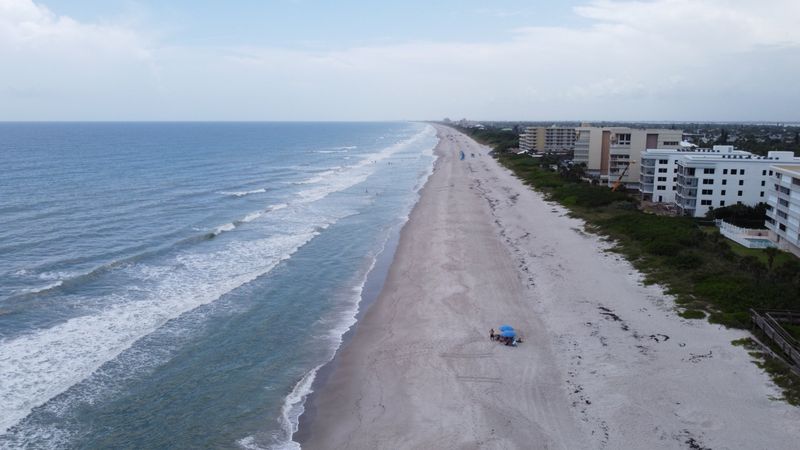 14 Florida Beach Towns You Can't Miss This Winter For Sunshine And Coastal Relaxation - Decor Hint Indian Harbour Beach