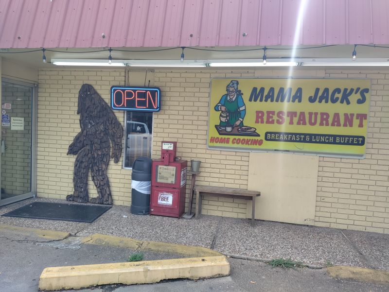 11 Texas All-You-Can-Eat Buffets Worth Every Mile Of The Drive - Decor Hint Mama Jack's - Kountze