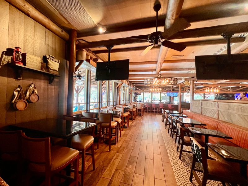 Trail's End Restaurant