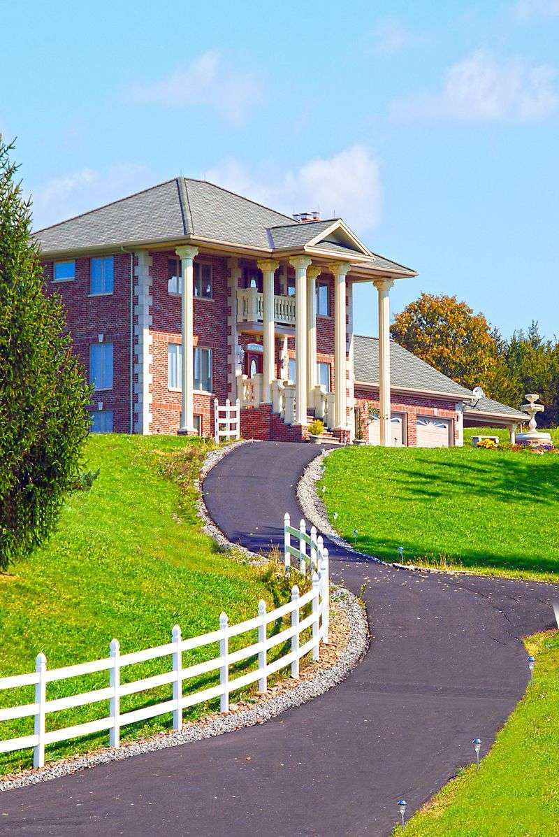 Non-Conforming Fences