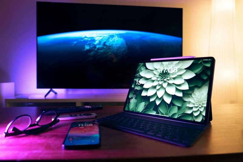 Futuristic California Home Decor Trends Set To Dominate In 2026 - Decor Hint Smart, Integrated Living Spaces