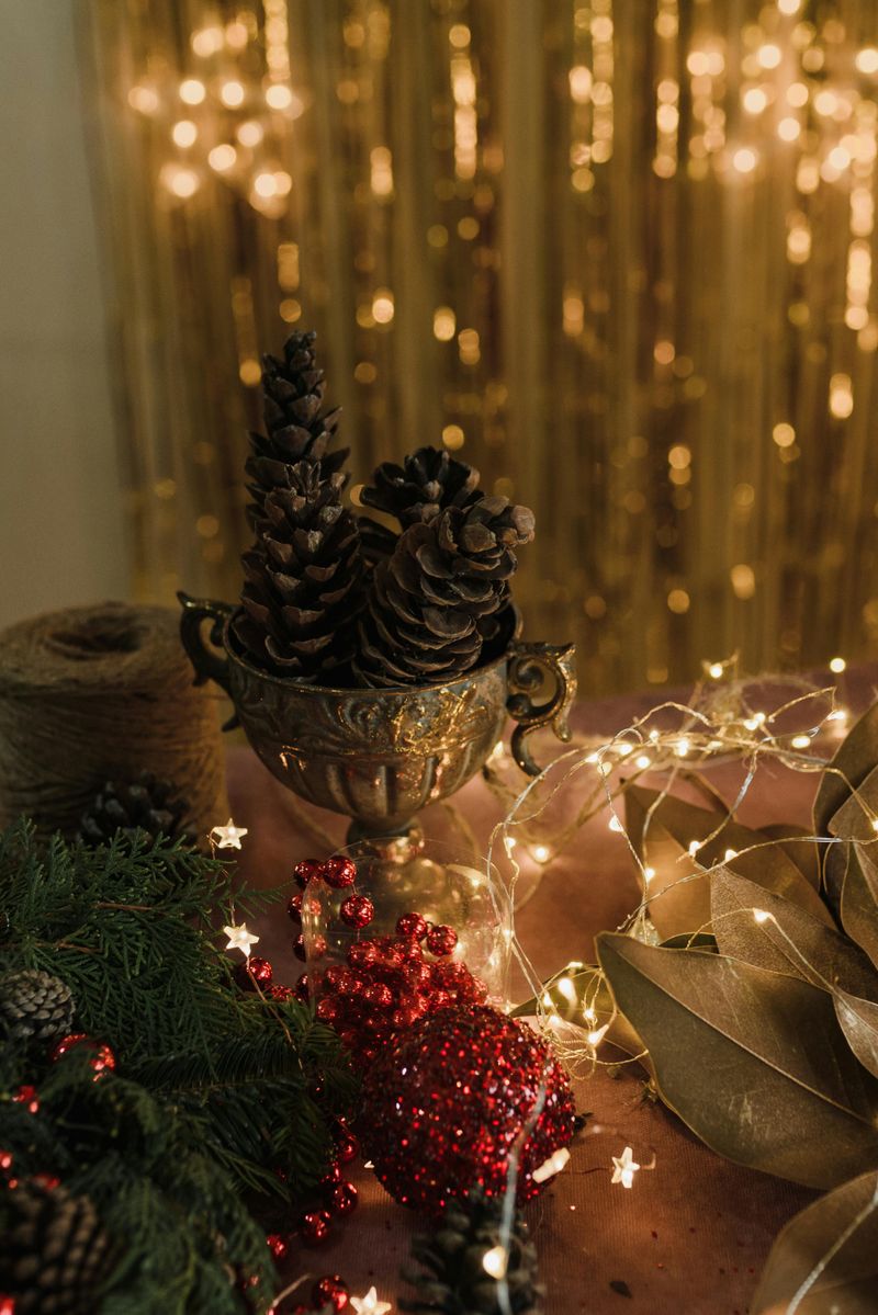 Pinecone Garland Swags