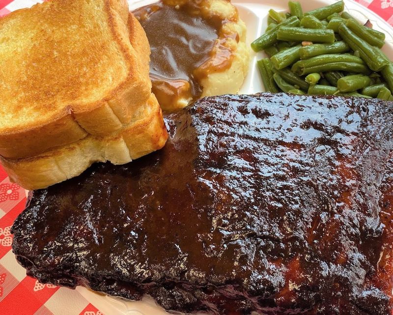 Hog Wild Pit Bar-B-Q