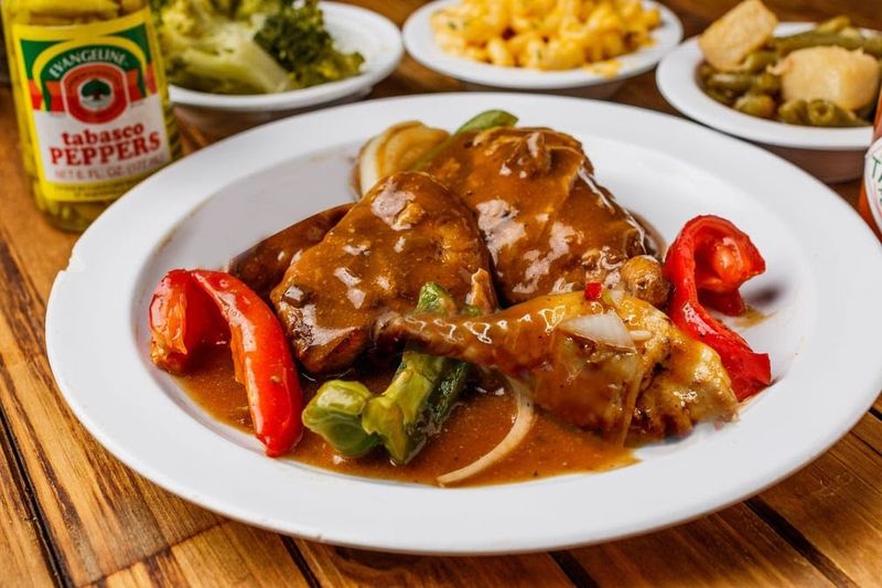 Mikki’s Soulfood Cafe (Pearland)