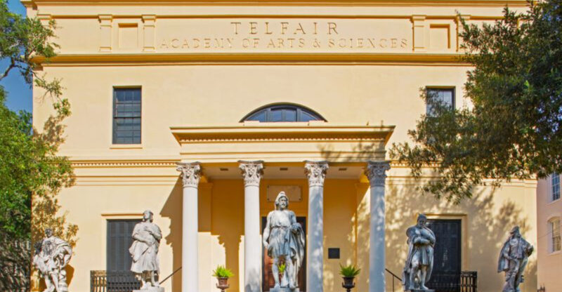 Georgia’s Most Magical Holiday Towns (Atlanta, Savannah & Helen)