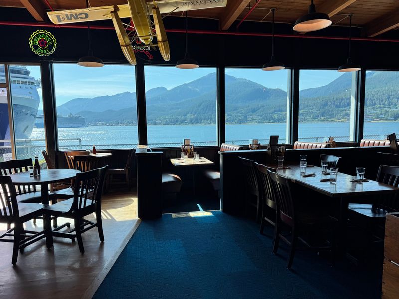 10 Alaska Restaurants Serving Up Memorable Salmon - Decor Hint Hangar On The Wharf