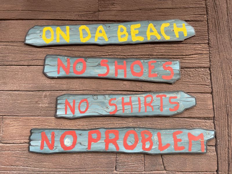 North Carolina Christmas With Coastal Flair: Decor Ideas For A Warm Holiday - Decor Hint Weathered Wood Signs