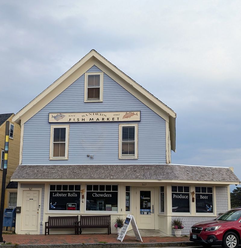 Sanders Fish Market And Lobster Pound