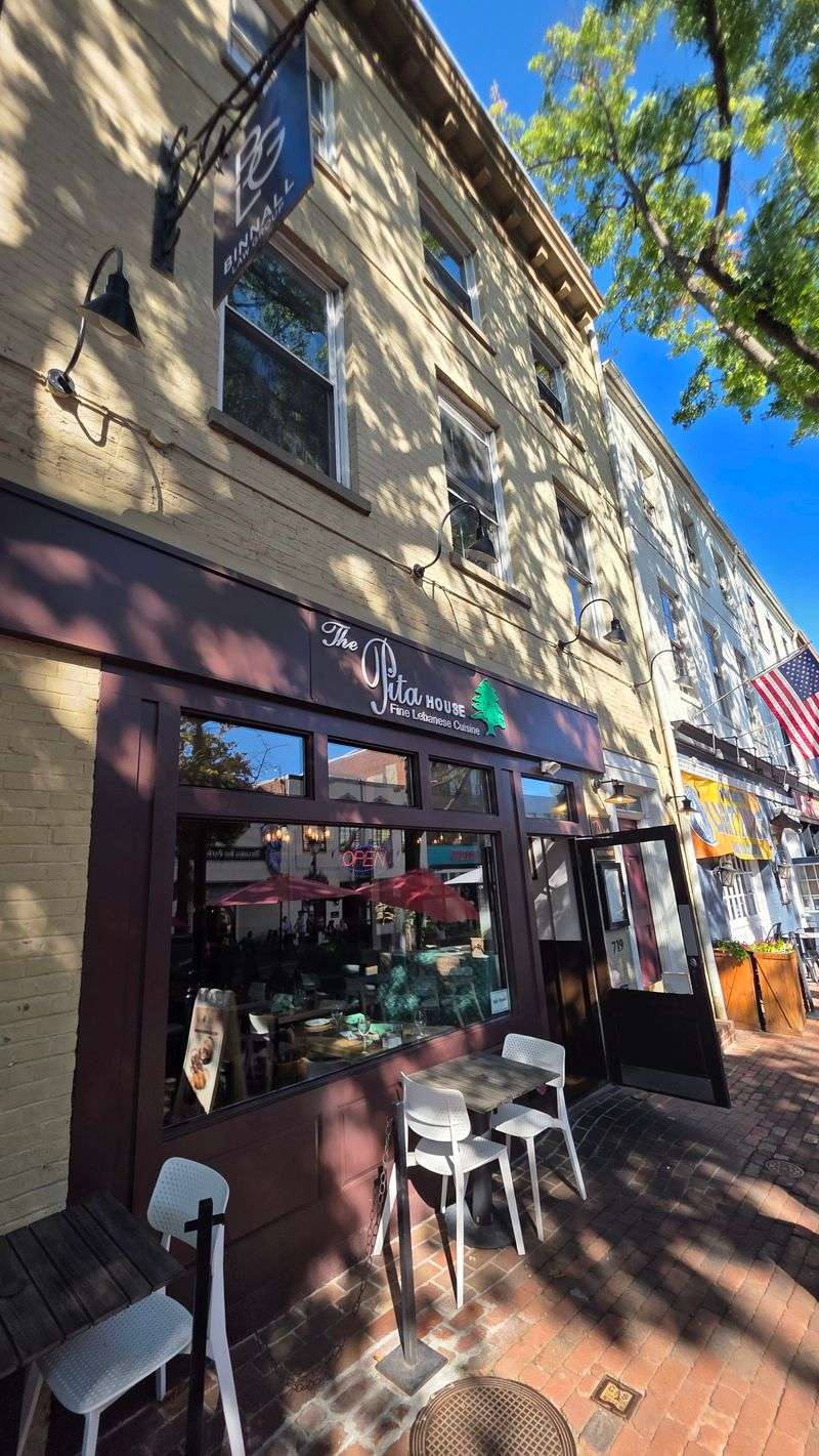 17 Michigan Spots Crafting Italian Subs So Big They're Practically Landmarks - Decor Hint Mr. Pita Mediterranean Grill