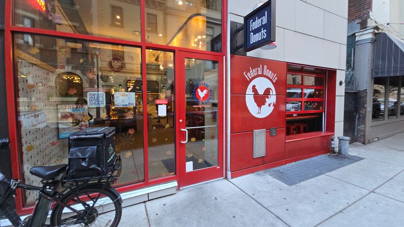 12 Pennsylvania Family Owned Fried Chicken Joints That Will Make You Feel Right At Home - Decor Hint Federal Donuts