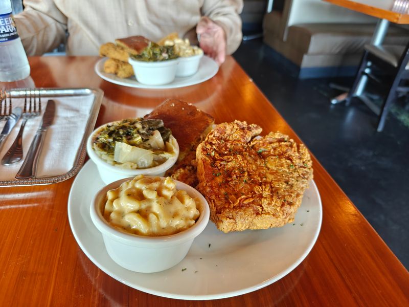 Johnny Ray's Sultry Soul Food