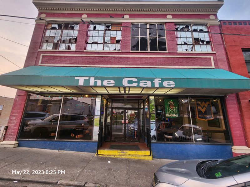 13 Must-Visit Riverside Restaurants In Texas With Breathtaking Views - Decor Hint Old Main Cafe