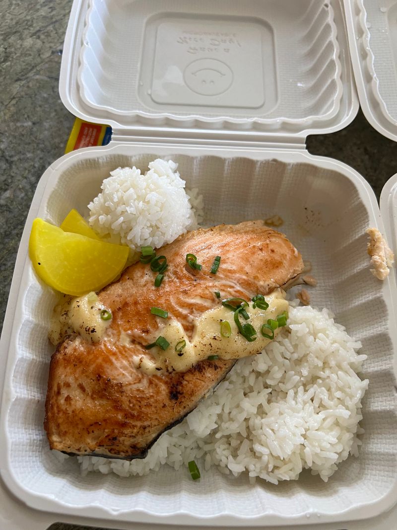 10 Hawaii BBQ Spots Keeping Old-School Smoking Traditions Alive - Decor Hint Kau Kau Grill