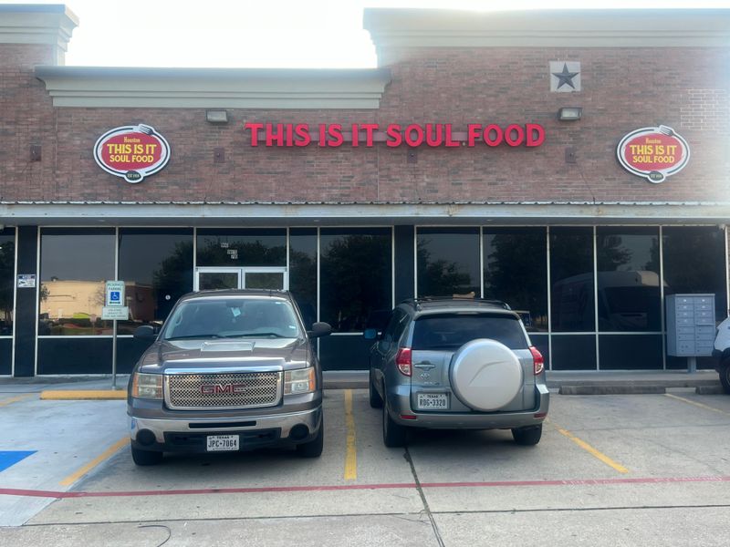 This Is It Soul Food (Houston)