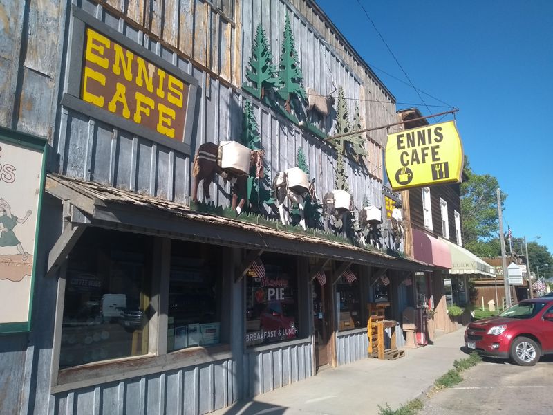 Charming Montana Towns Perfect For A Scenic, Relaxing 2026 Getaway - Decor Hint Ennis