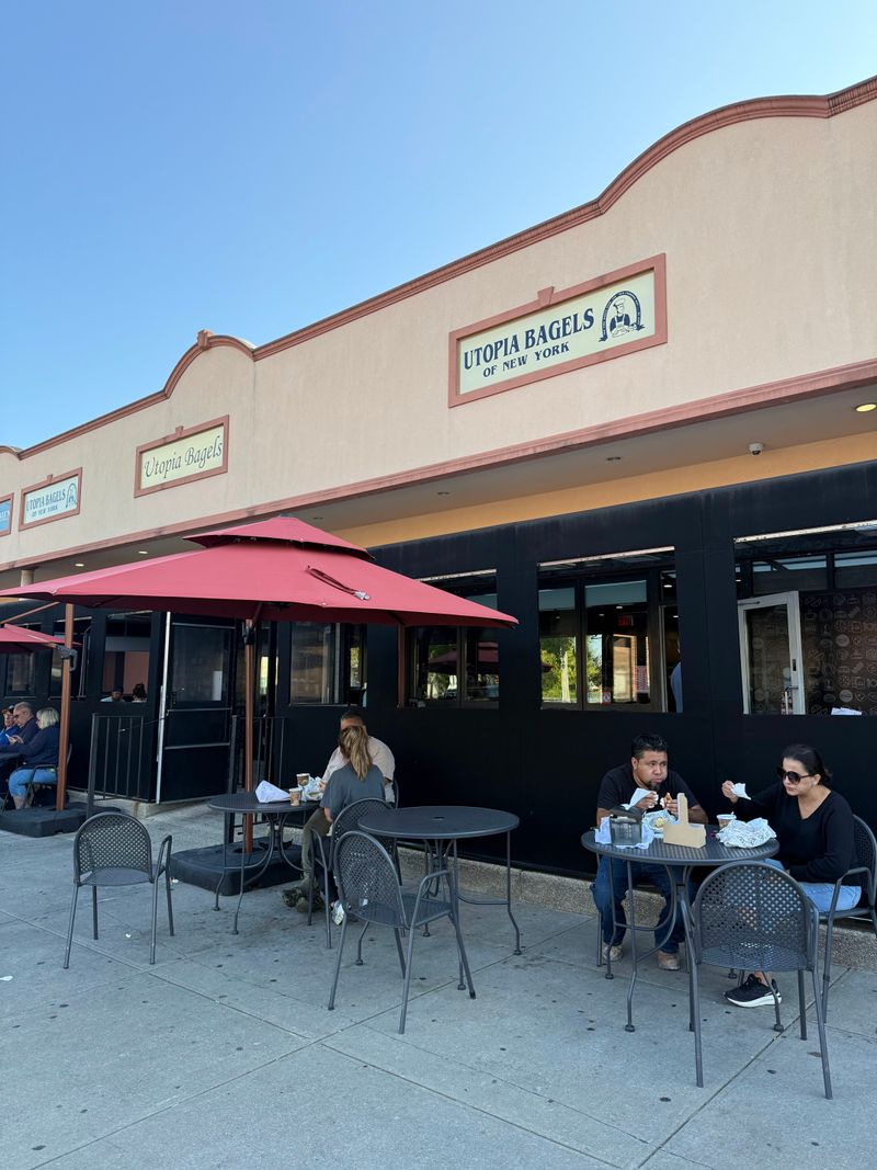 Utopia Bagels
