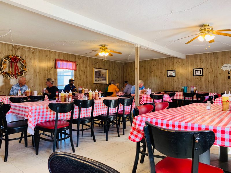 13 South Carolina Butcher Shops Where The Meats Alone Justify The Road Trip - Decor Hint Sweatman's BBQ Butcher Shop