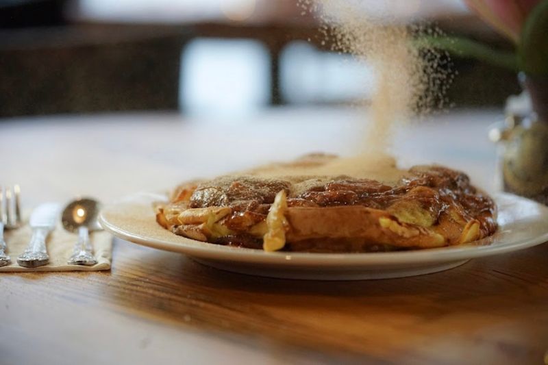 Henderson's Go-To Comfort Food Spots Worth Every Bite - Decor Hint Peg's Glorified Ham and Eggs - Sunset