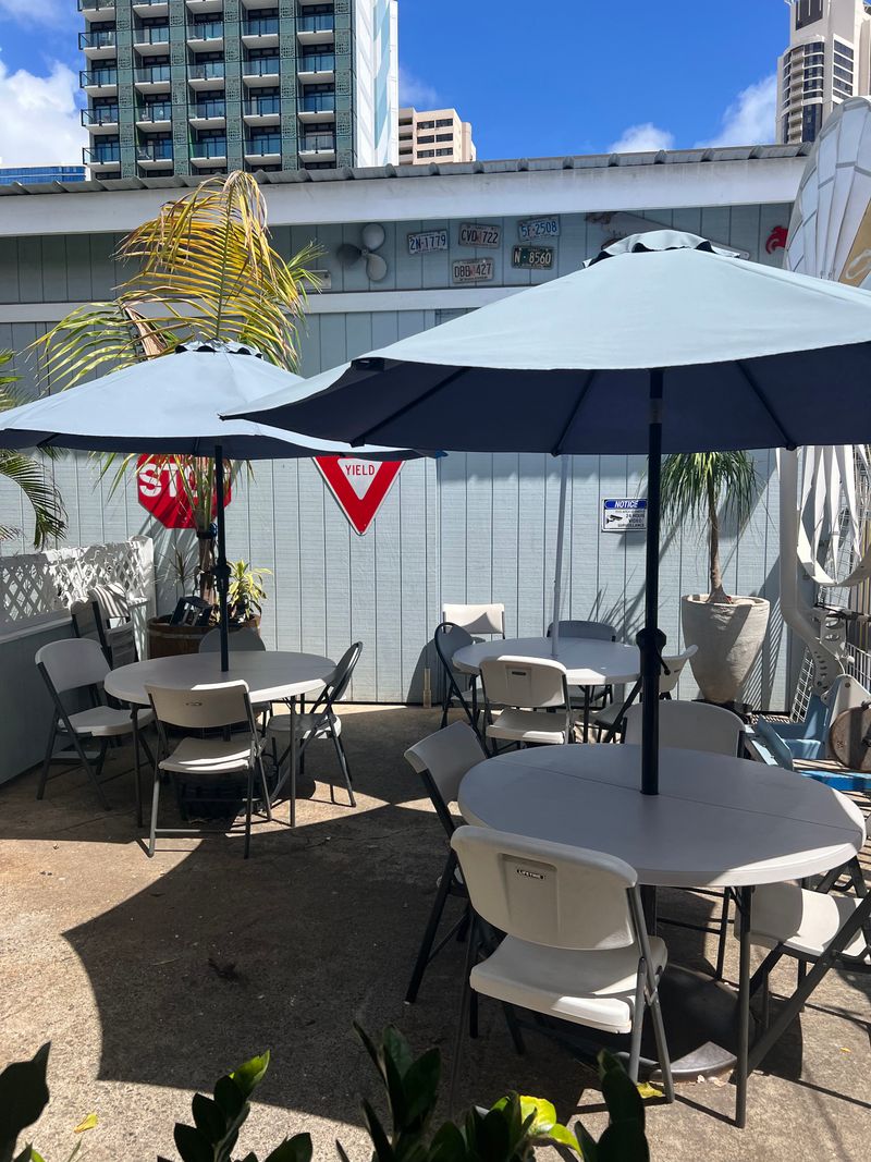 Hawaii Spots Proving Soul Food And Island Hospitality Are A Match Made In Heaven - Decor Hint Southern Love