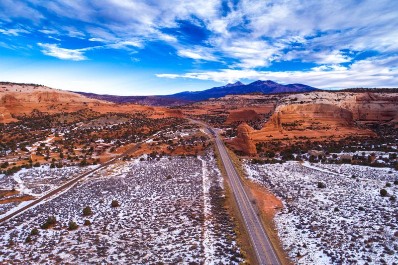 14 Utah Ski Towns For Epic Powder, Skiing, And Unforgettable Winter Views - Decor Hint Moab