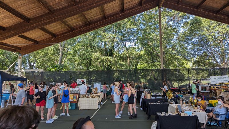 8 Georgia Christmas Markets Everyone Travels South For Each December - Decor Hint Athens Holiday Market