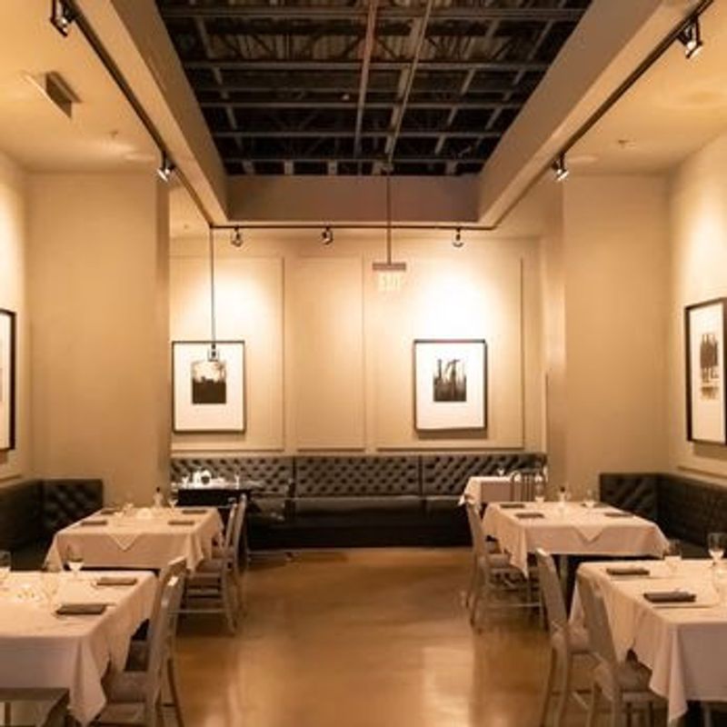 Under-The-Radar Illinois Restaurants Serving Incredible Food - Decor Hint Vie