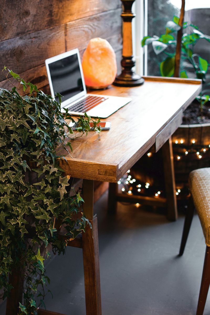 Amish-Crafted Tech-Ready Workstations
