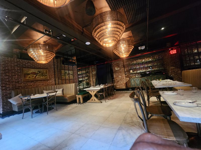 CHEF’S DINNER TABLE