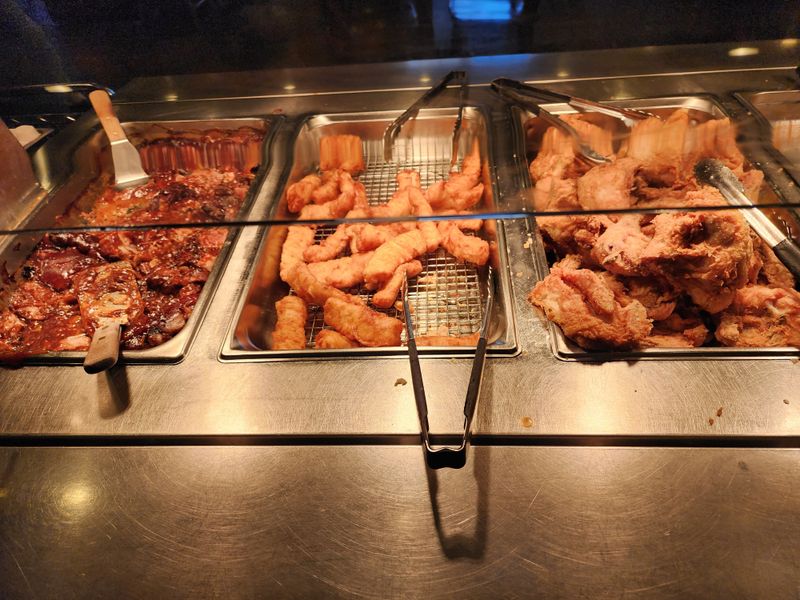 The Iowa Country Diner Where Fried Fish Nights Are Sacred - Decor Hint German Heritage On Every Plate