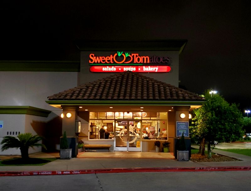 These 14 California Breakfast Buffets Serve The Same Comfort Classics Your Grandparents Loved - Decor Hint Souplantation & Sweet Tomatoes
