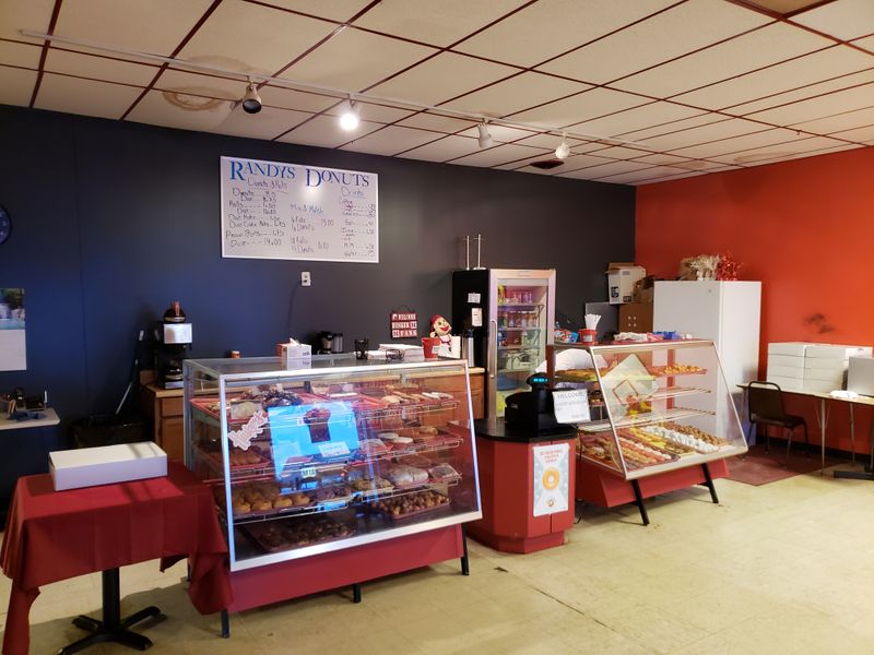 Randy's Donut Shop