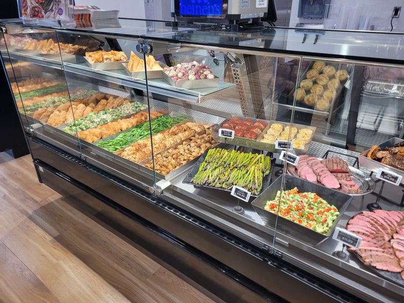 Illinois Grocery Stores That Make Meat And Deli Shopping A Pleasure - Decor Hint Heinen's Grocery Store