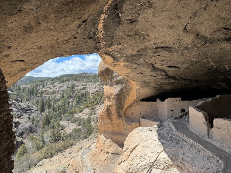 14 Roadside Wonders In New Mexico's Desert That Locals Swear Are The Weirdest In The US - Decor Hint Gila Cliff Dwellings