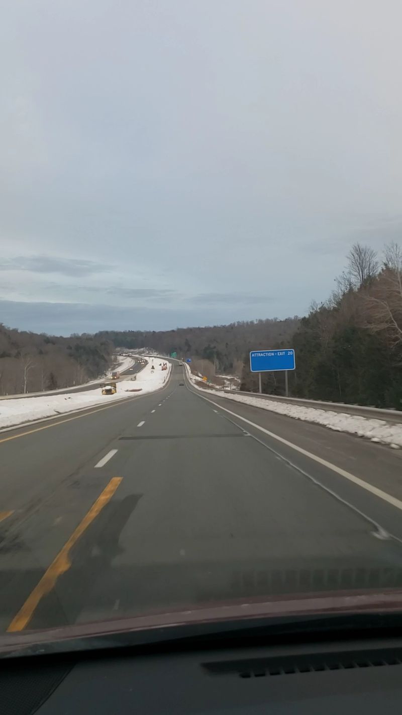 7 Pennsylvania Roads Locals Warn You Never To Drive On During Winter - Decor Hint U.S. Route 22 (US 22)