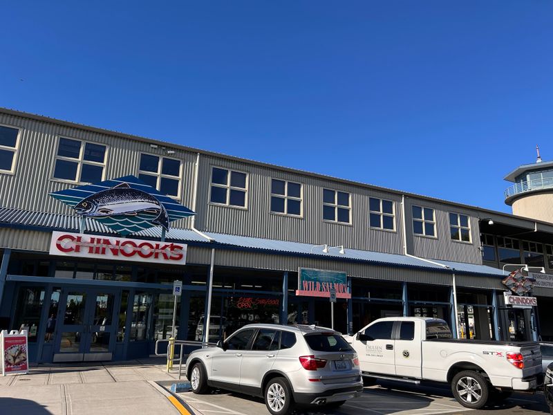 15 Washington Eateries Where The Fried Fish Plate Is The Star Of The Menu - Decor Hint Little Chinook's Fish and Chips