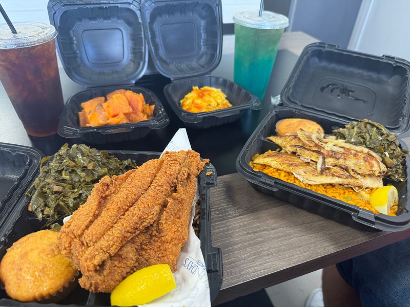 14 Florida Soul Food Buffets Worth The Trip For Authentic Southern Taste - Decor Hint Sunday's Eatery