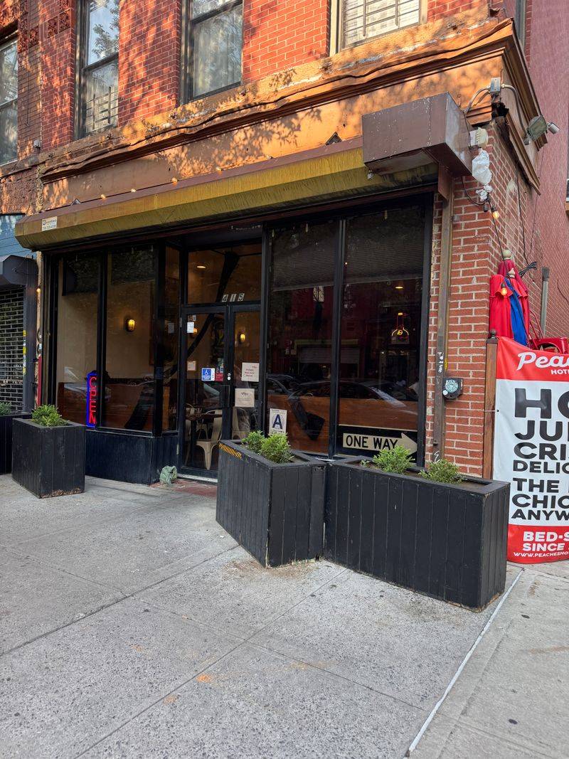 12 Soul Food Gems In New York That Feel Like A Daily Sunday Feast - Decor Hint Peaches HotHouse