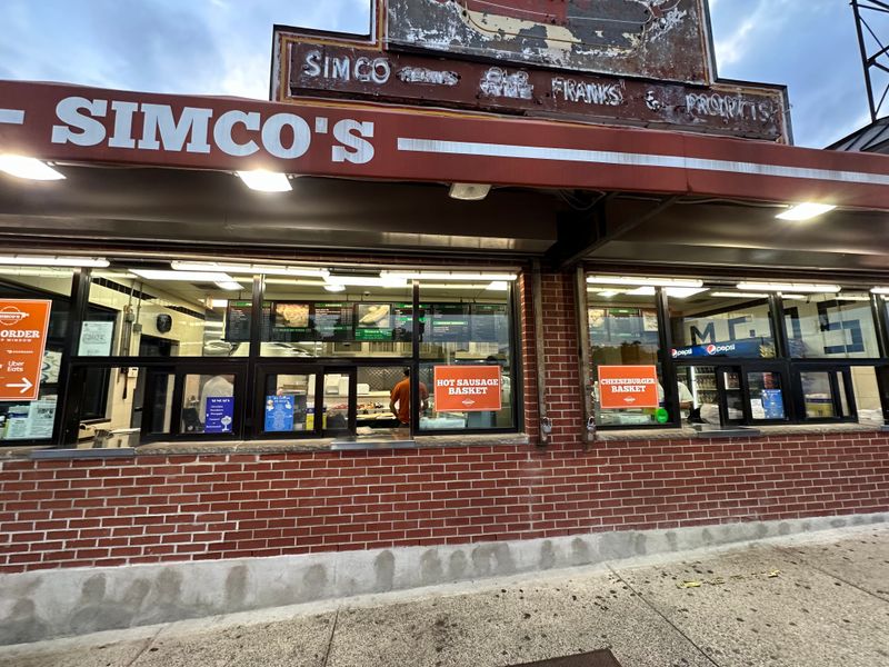 Massachusetts Hot Dog Stands Serving Iconic Regional Twists You'll Crave Again - Decor Hint Simco's on the Bridge