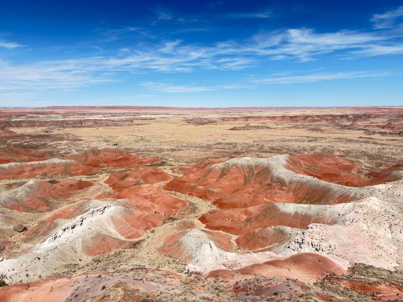 15 Arizona Tourist Traps Locals Won’t Touch (And The Desert Wonders You Can’t Miss) - Decor Hint Meteor Crater Fees VS. Petrified Forest’s Painted Desert