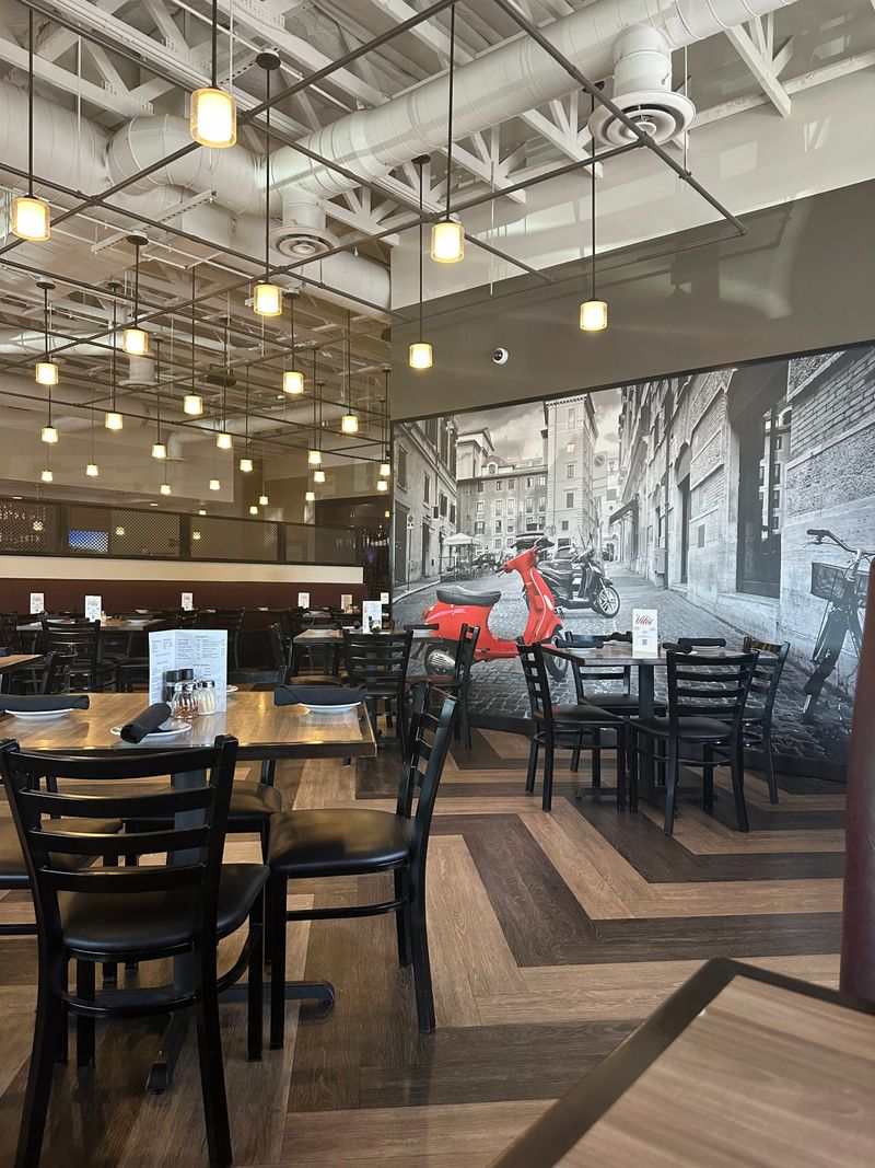 Vito's Gourmet Pizza & Deli